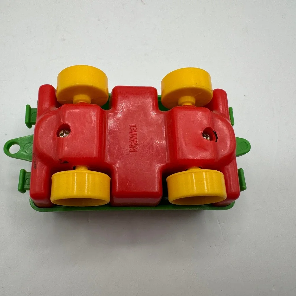 Unbranded vintage plastic